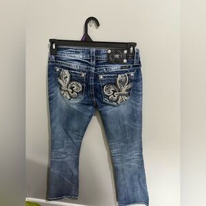 Miss Me Jeans women’s size 28/33 style number JP8738B‎ color MK 2238. Rise 9”